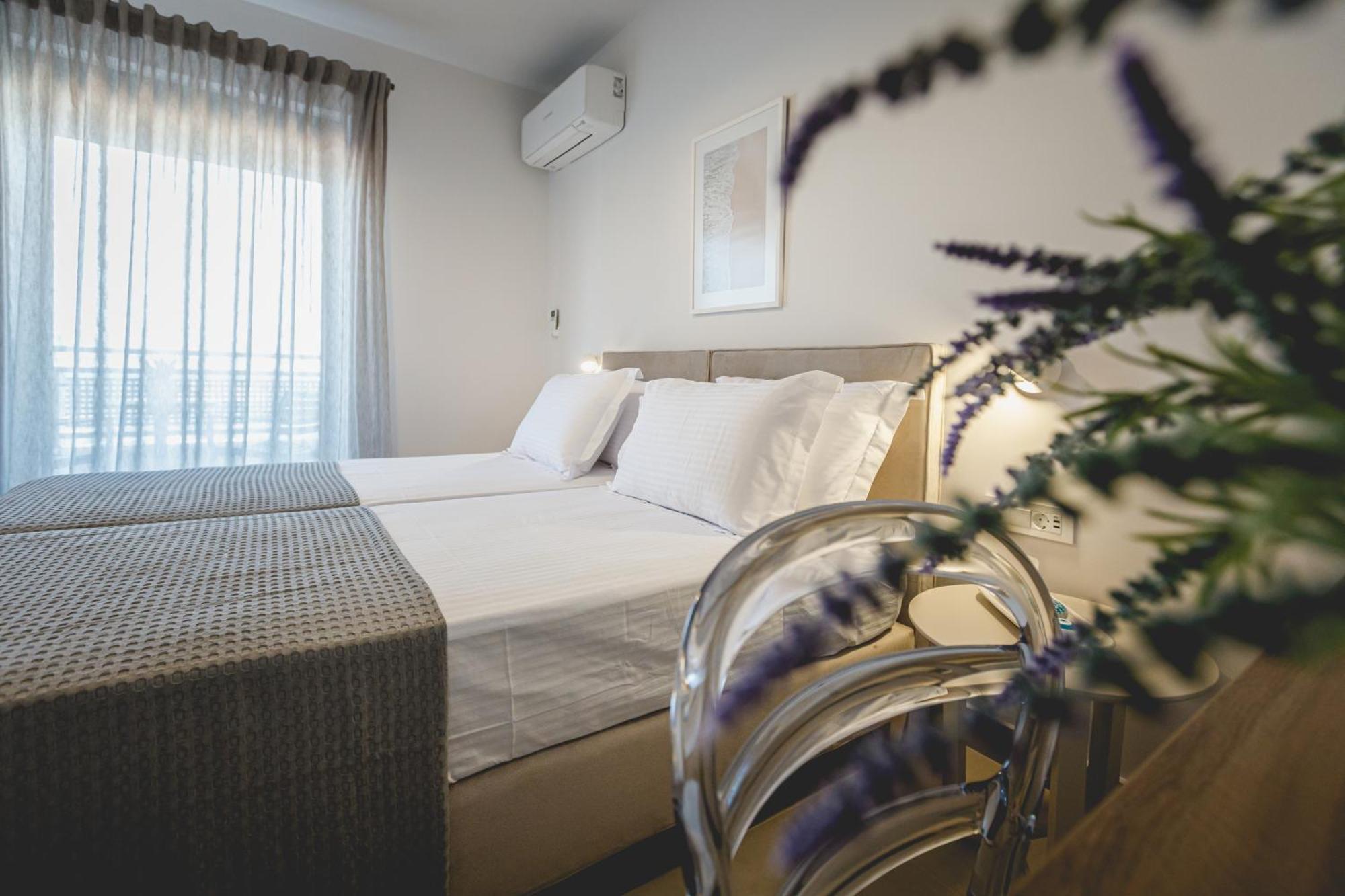 Votsalo Tolo Aparthotel Exteriör bild