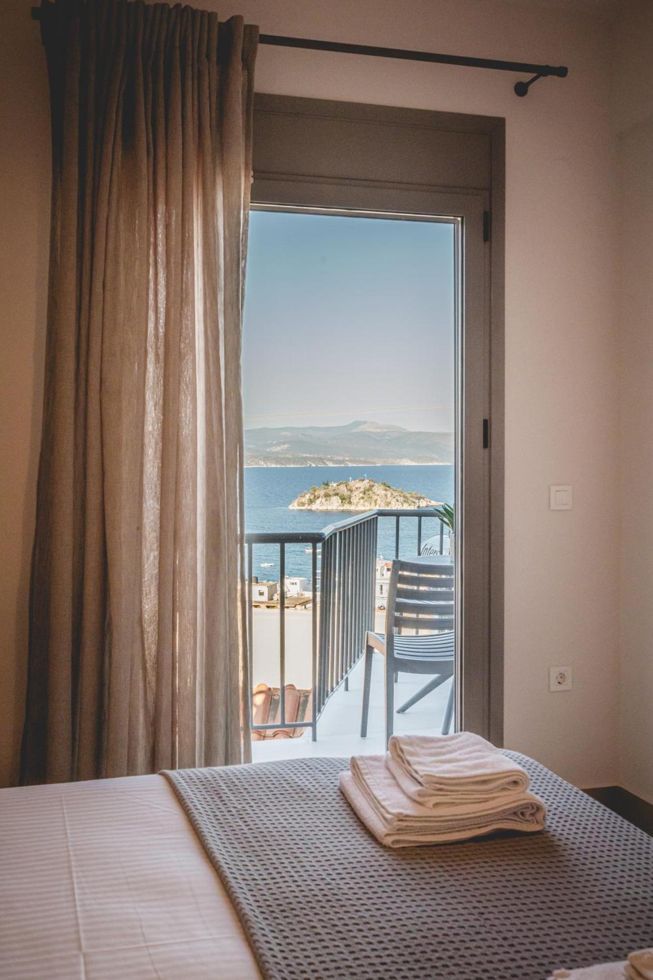Votsalo Tolo Aparthotel Exteriör bild
